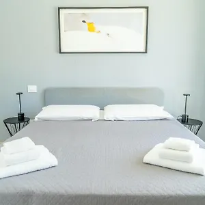 Apartament Mediterranea - Seaview, Pool & Garden